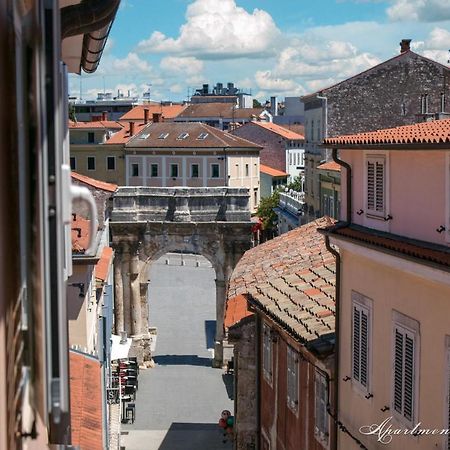 Penthouse Leonarda With Private Parking Apartment Pula Exterior foto